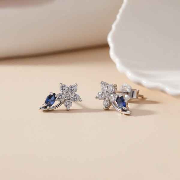 Silver Sapphire Blue Star Earrings