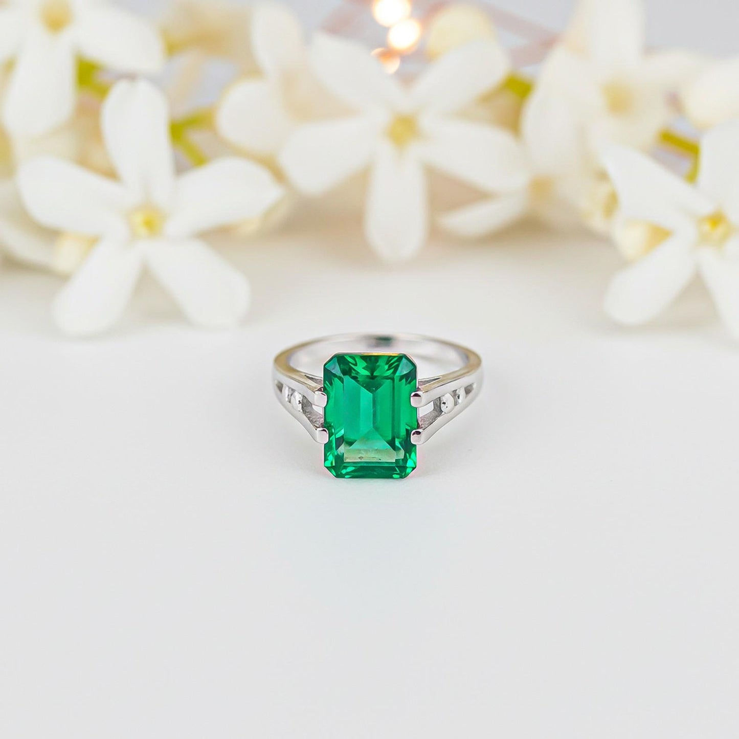 Silver Green Emerald Solitaire Silver Ring