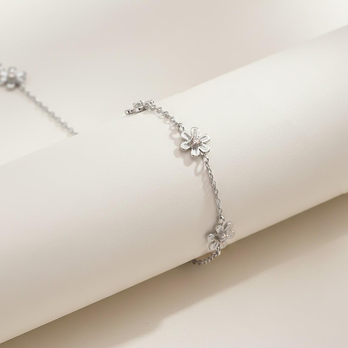 Silver Flowers Charm Anklet