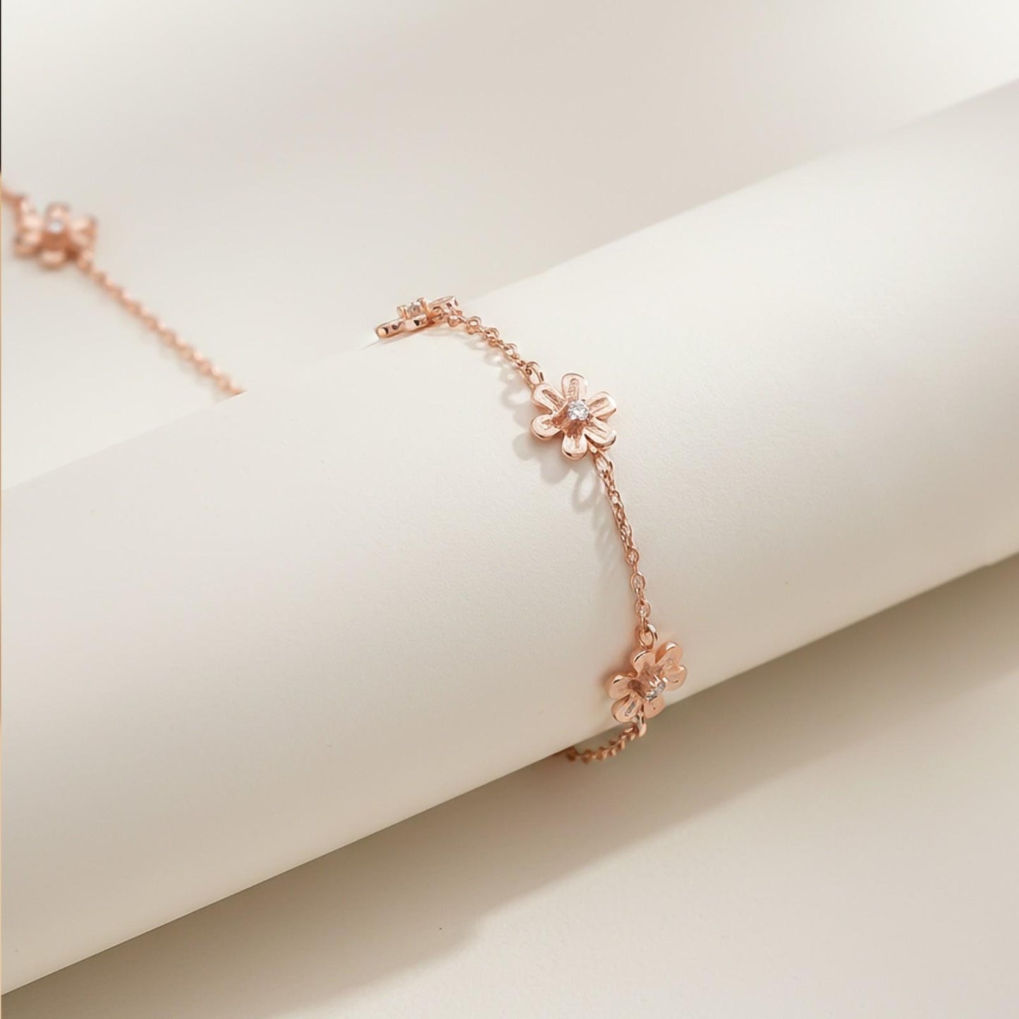 Rose Gold Flowers Charm Anklet