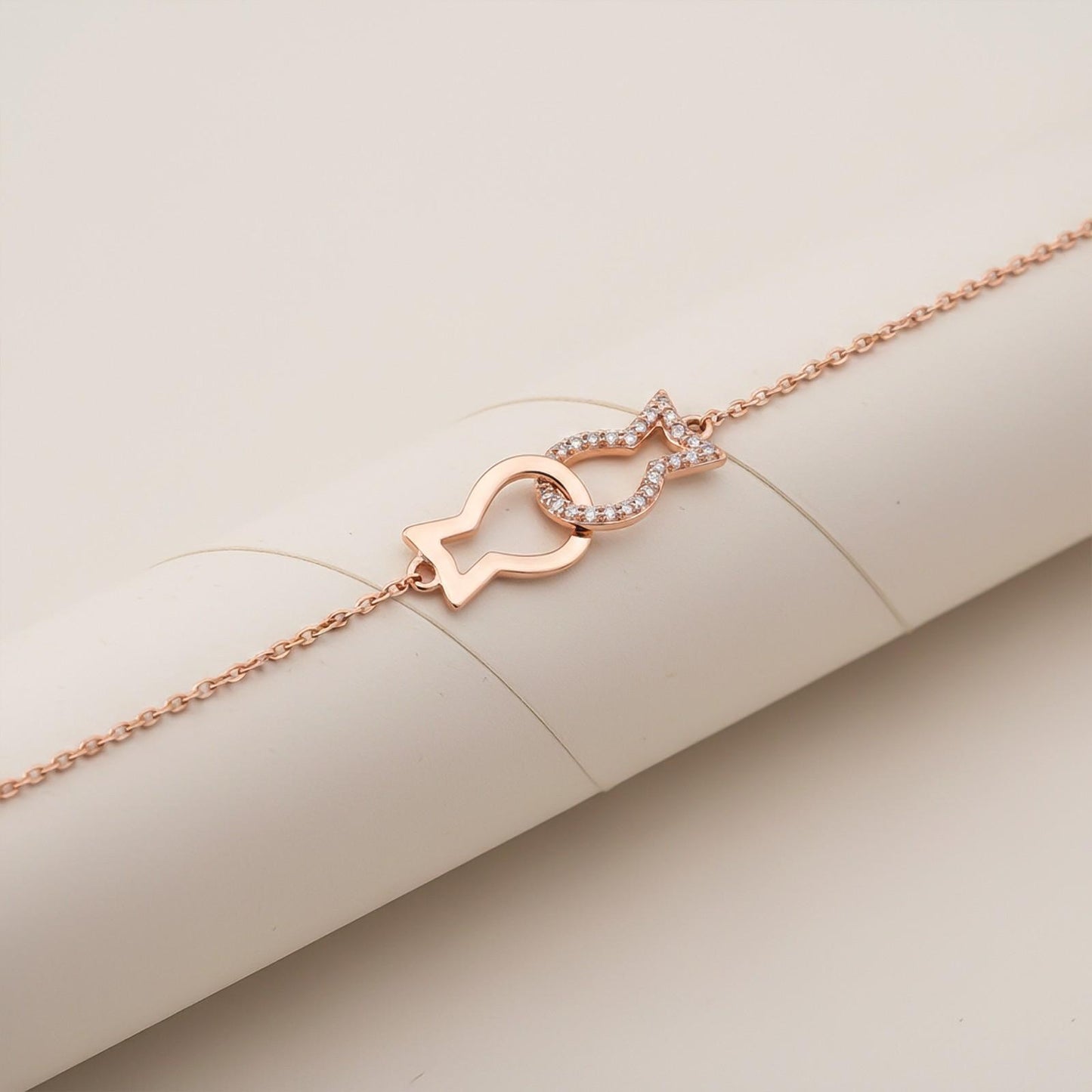 Rose Gold Kissing Fish Anklet