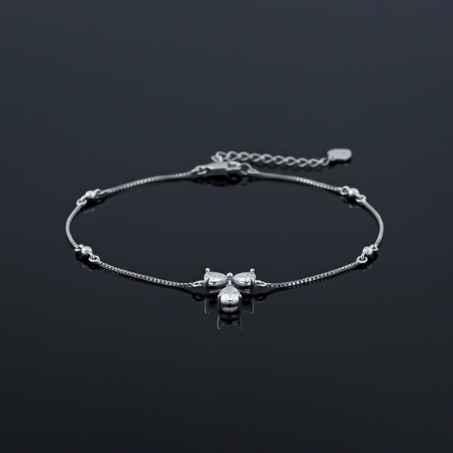 Silver Heart Teardrop Bow Anklet