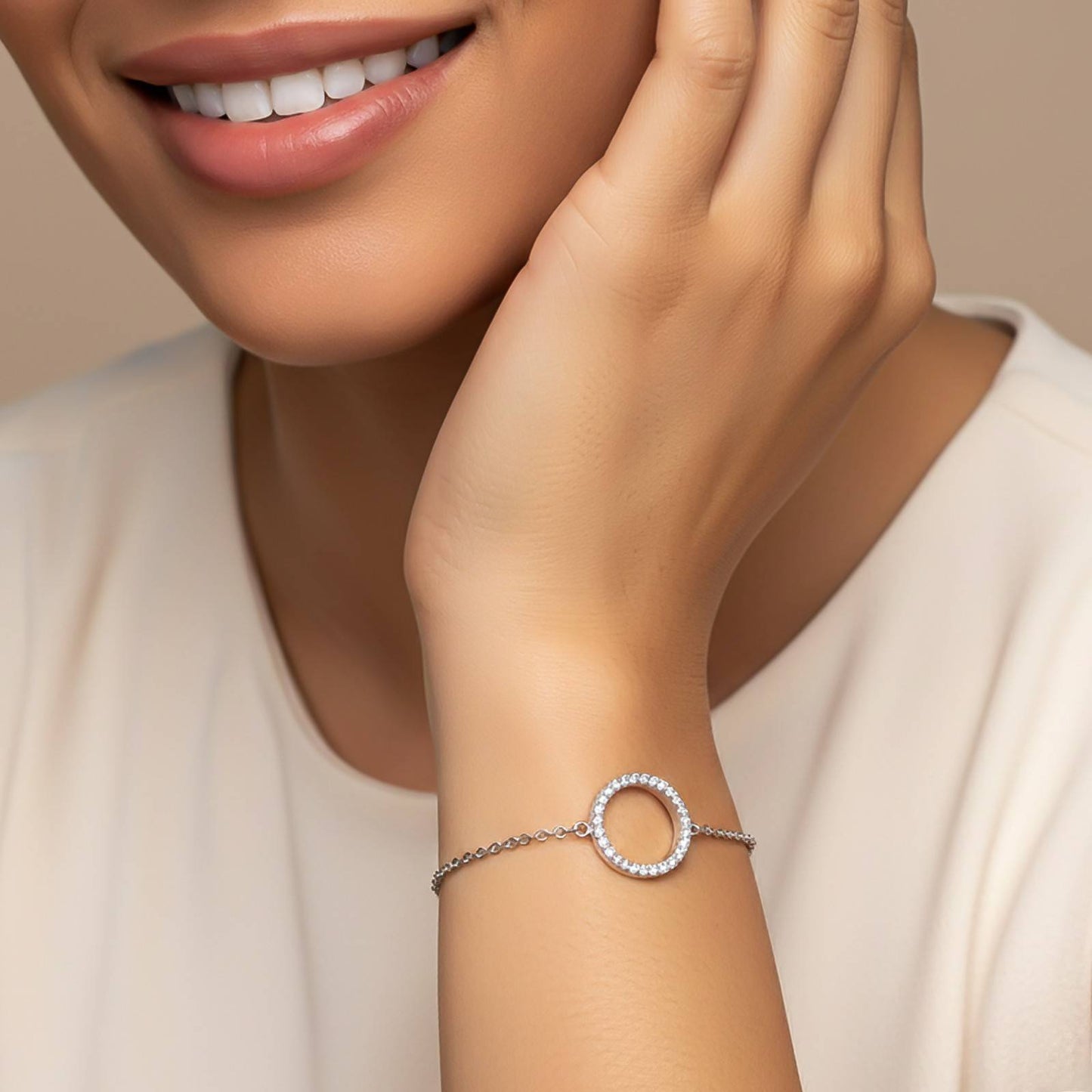 Silver Circle Halo Bracelet