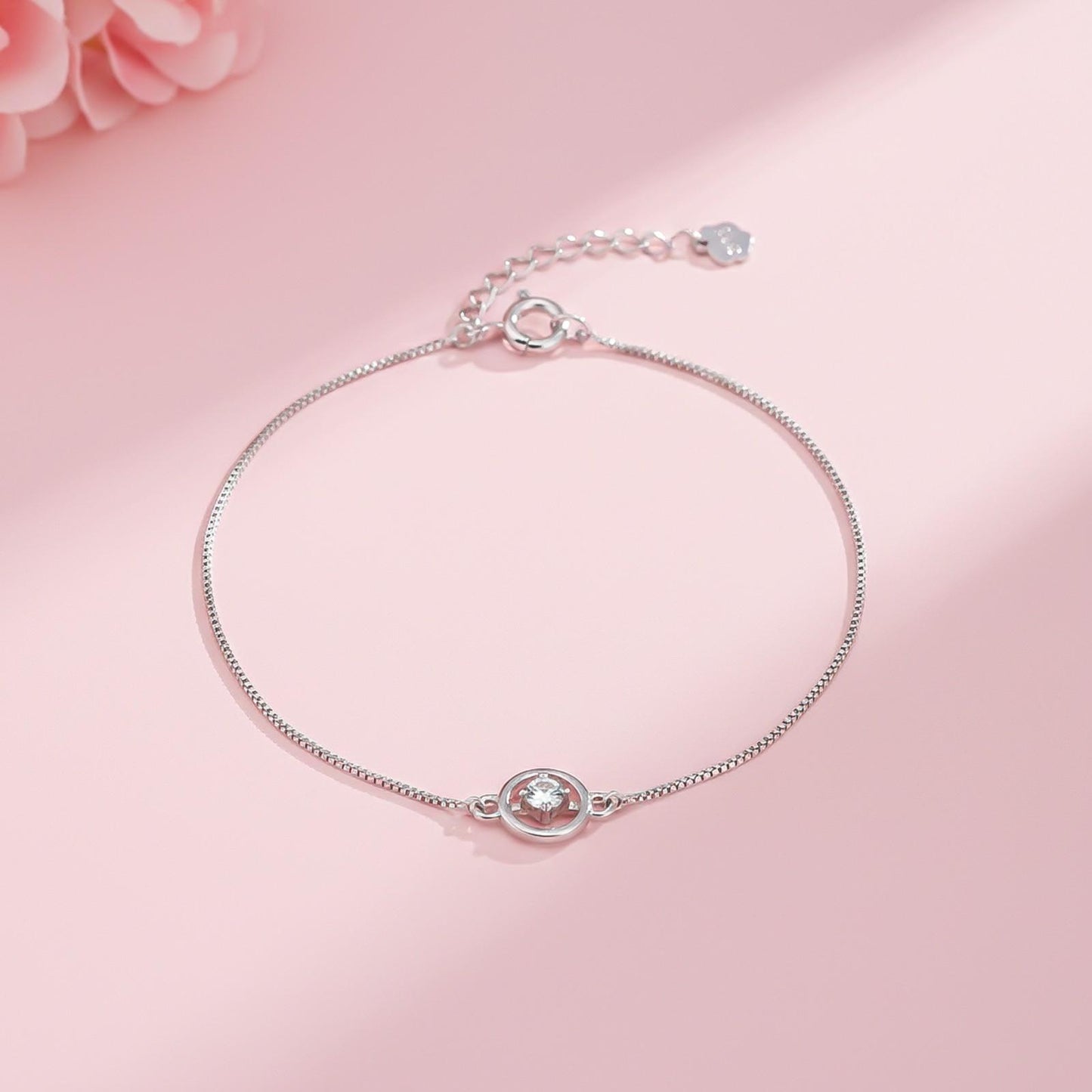 Silver Solitaire Circle Bracelet