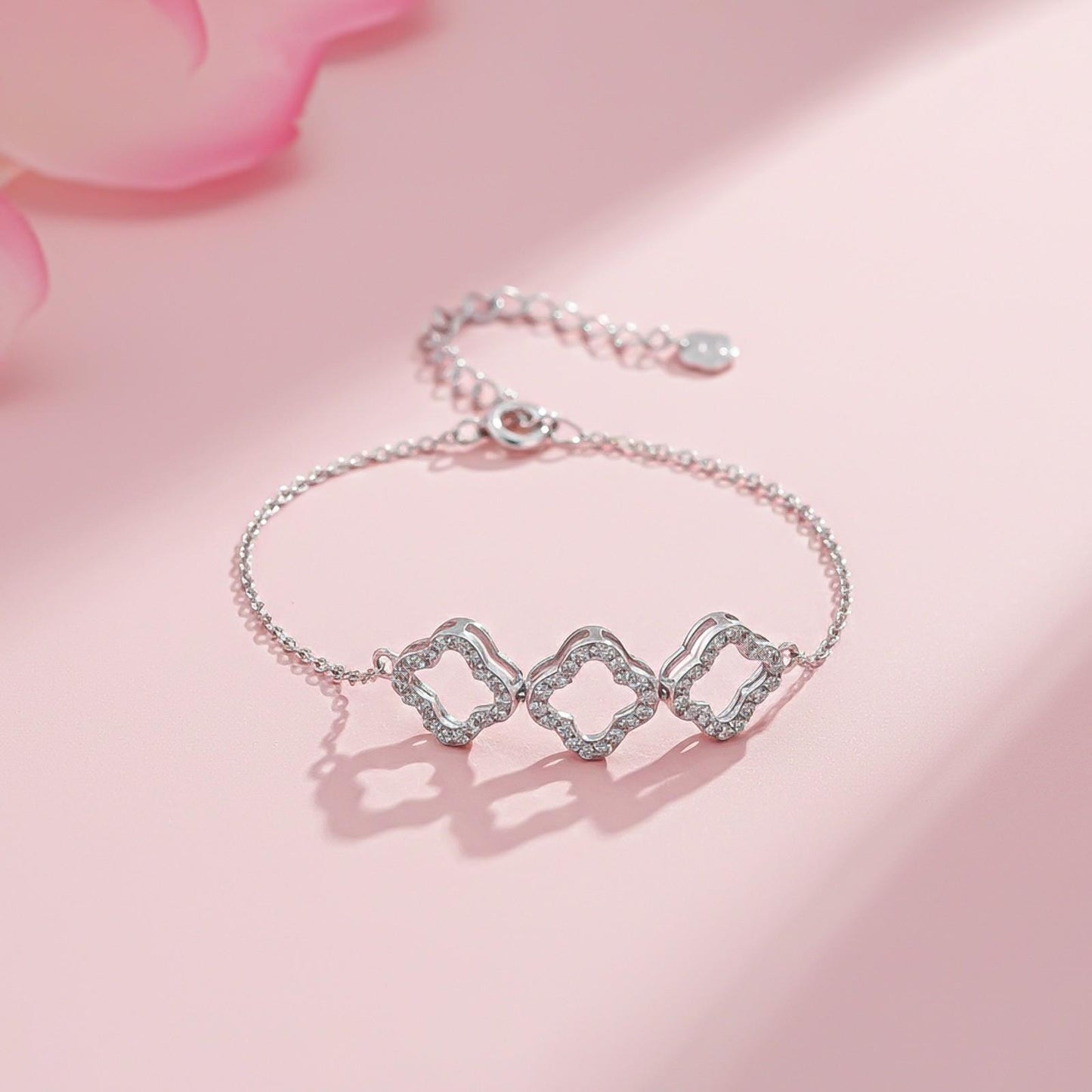 Silver Row Clover Chain Bracelet