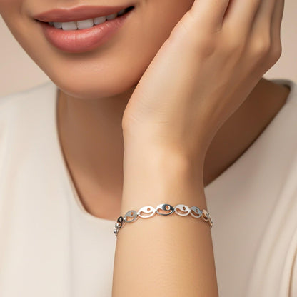 Silver Eye Oval Linking Bracelet