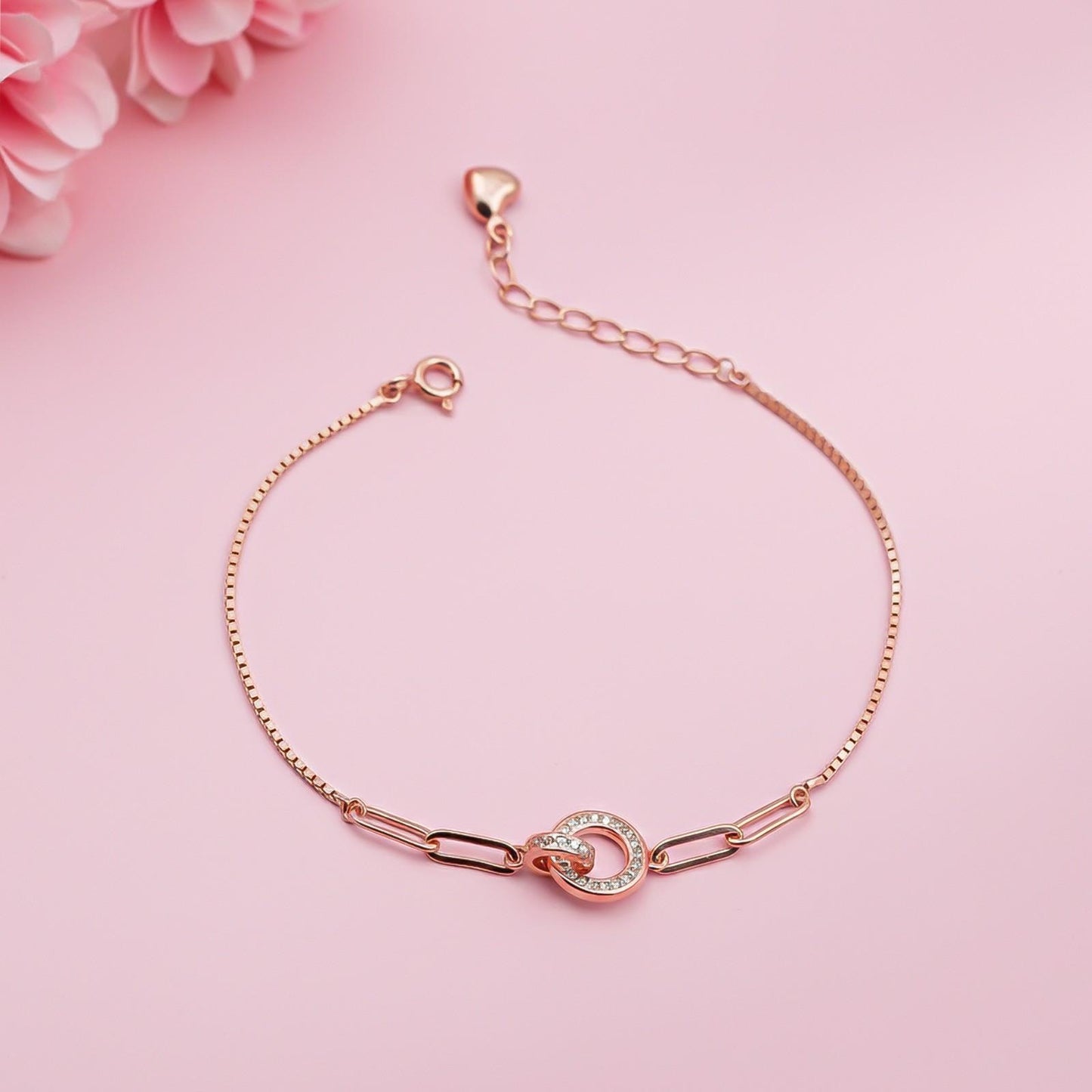 Rose Gold Bold Interlock Circle Bracelet