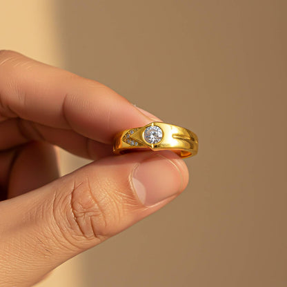 Love Unfold Men's Gold Band