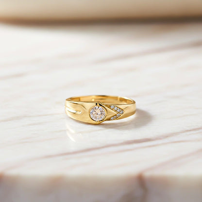 Love Unfold Men's Gold Band