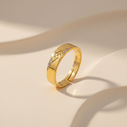 Golden Vintage Men's Band Ring