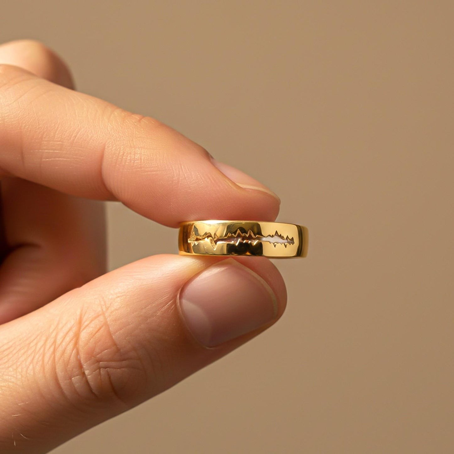 Golden Heart Beat Men's Band Ring