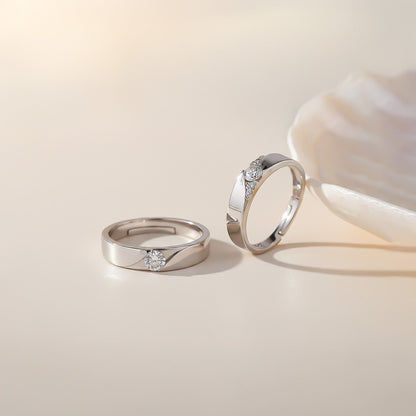 Silver Criss Cross Theme Couple Bands