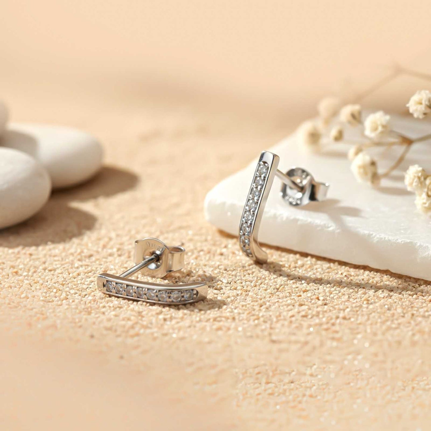Silver Sculpted Minimalist Stud Earrings
