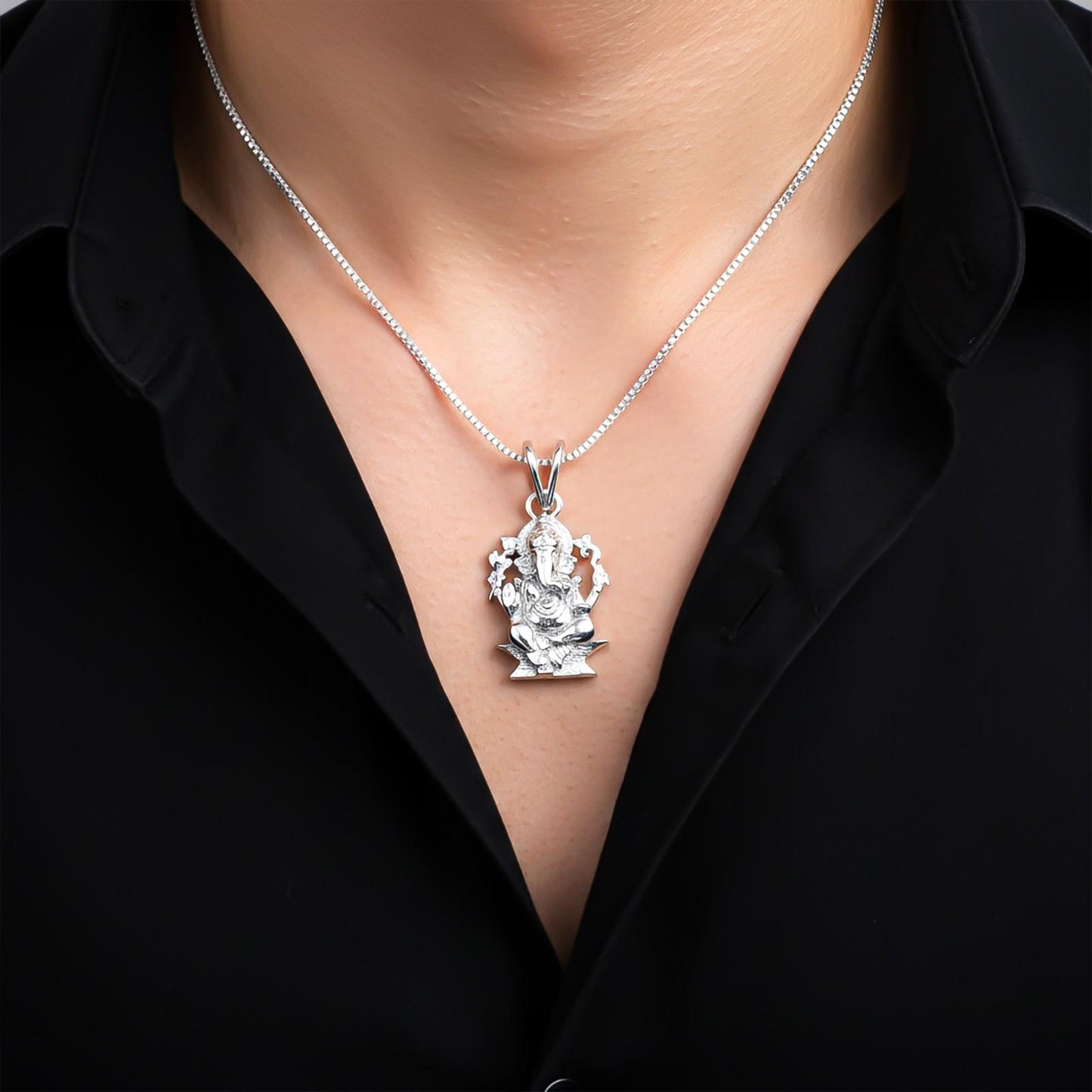 Silver Lord Ganesh Siting Pendant