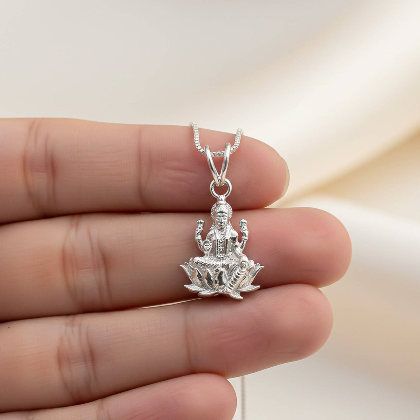 Silver Mata Laxmi Mahalaxmi Silver Religious Pendant