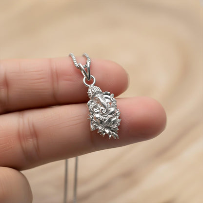 Silver Lord Ganesha Pendant For Blessing