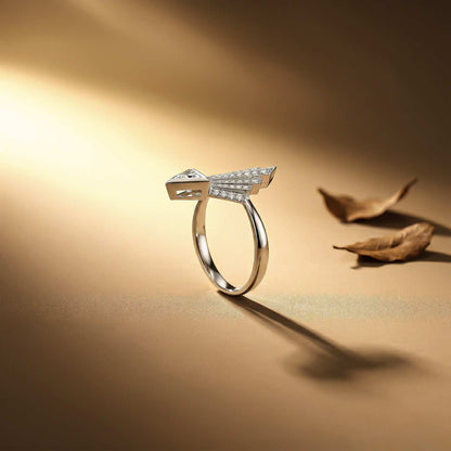 0.57Ct Moissanite Geometric Fan Gold Ring