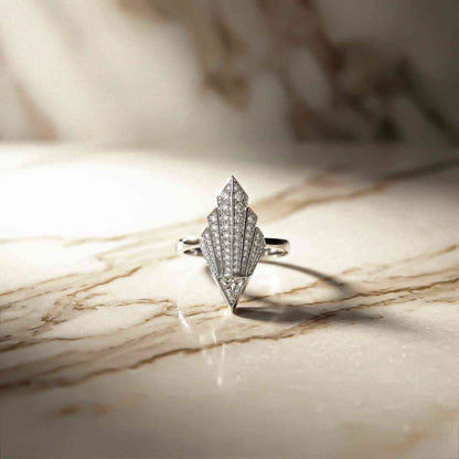0.57Ct Moissanite Geometric Fan Gold Ring