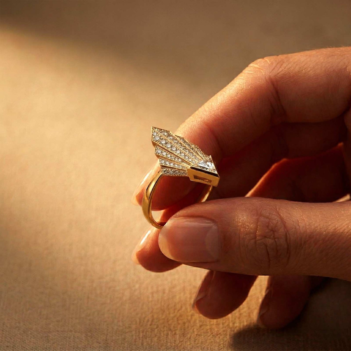 0.57Ct Moissanite Geometric Fan Gold Ring