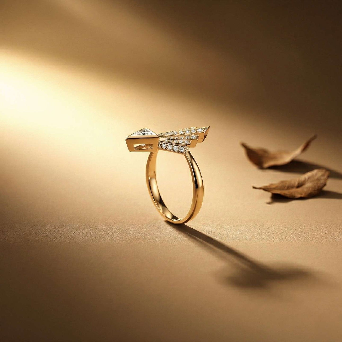 0.57Ct Moissanite Geometric Fan Gold Ring
