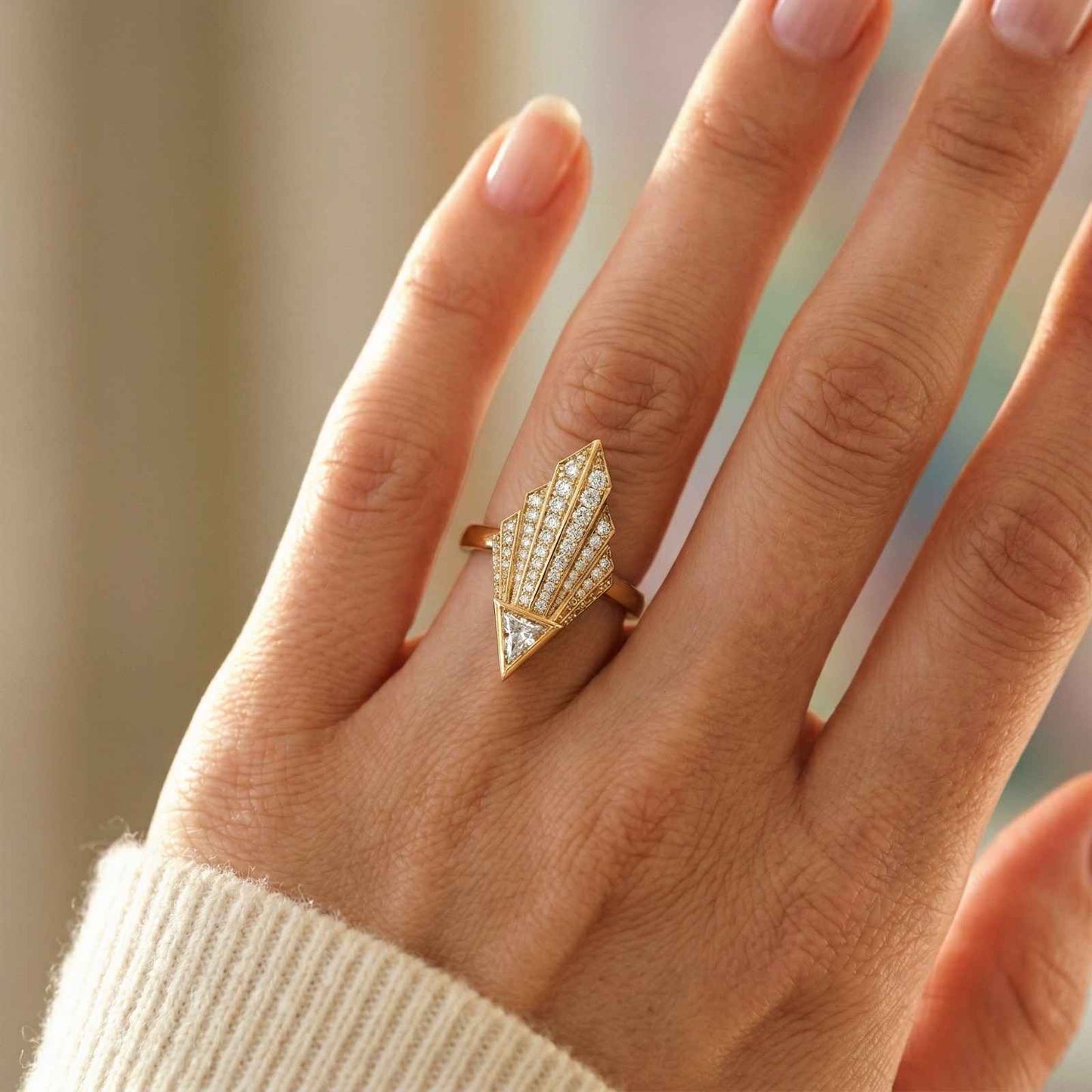 0.57Ct Moissanite Geometric Fan Gold Ring