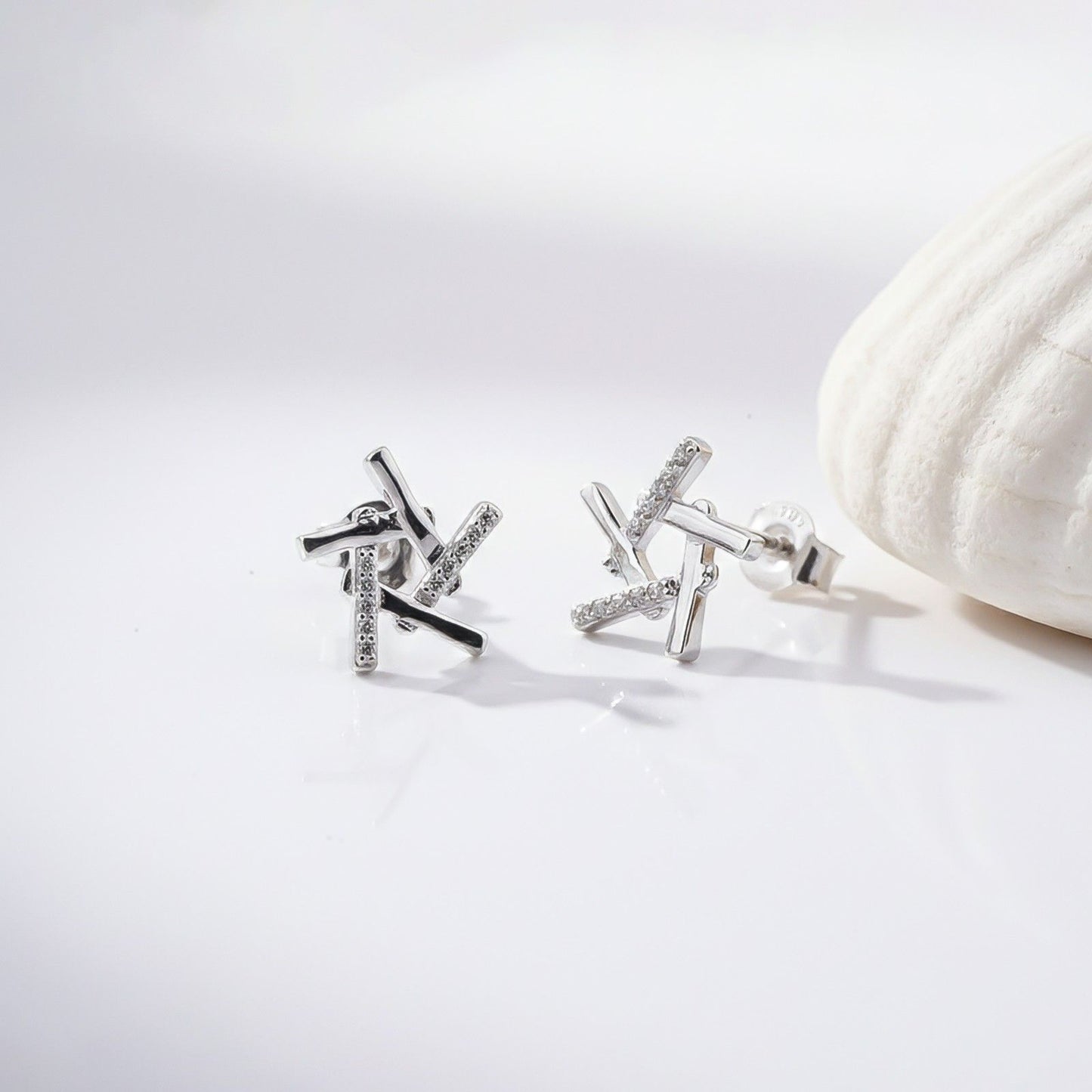 0.10Ct Moissanite Hollow Star Stud Earrings