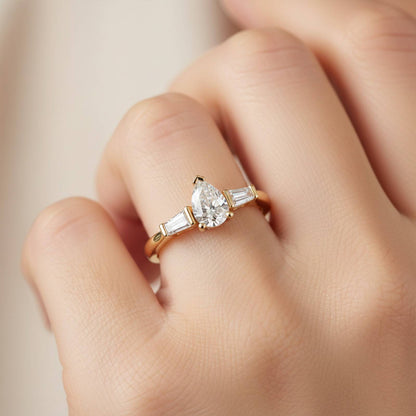 1.50Ctw Moissanite Deva Modern Trilogy Ring