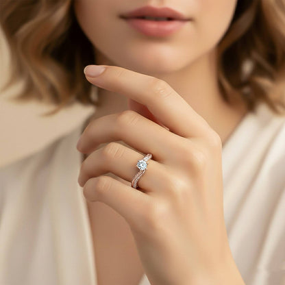 0.75Ctw Moissanite Willow Round Engagement Ring