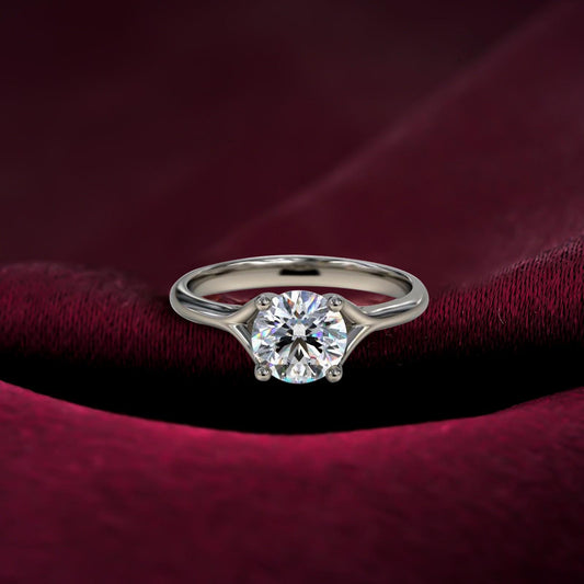 1.50Ctw Round Moissanite Crimson Ring