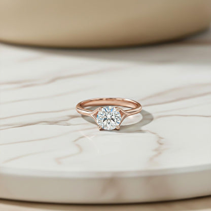 1.50Ctw Round Moissanite Crimson Ring