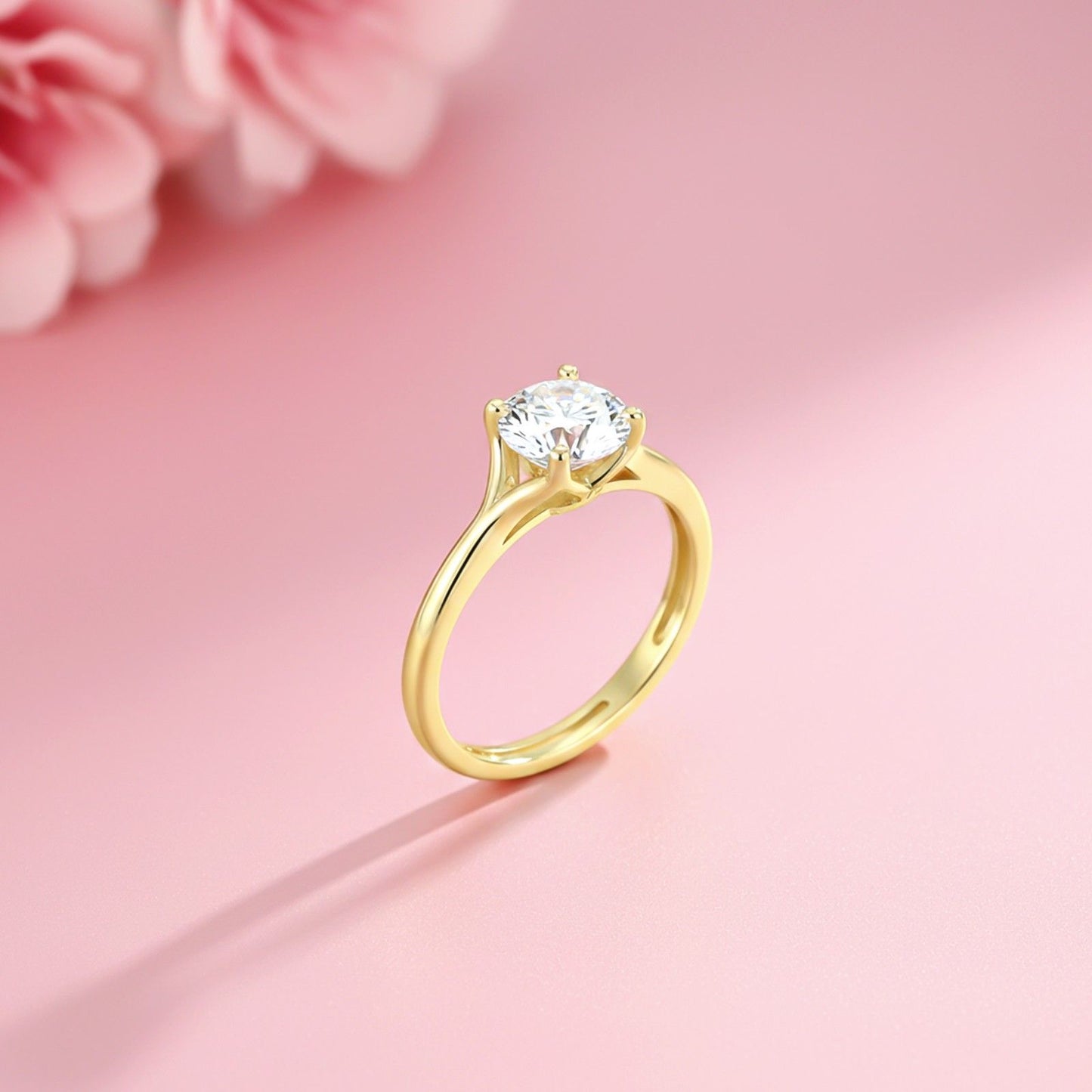 1.50Ctw Round Moissanite Crimson Ring