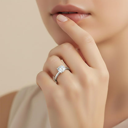 2Ctw Round Moissanite Emperor Ring