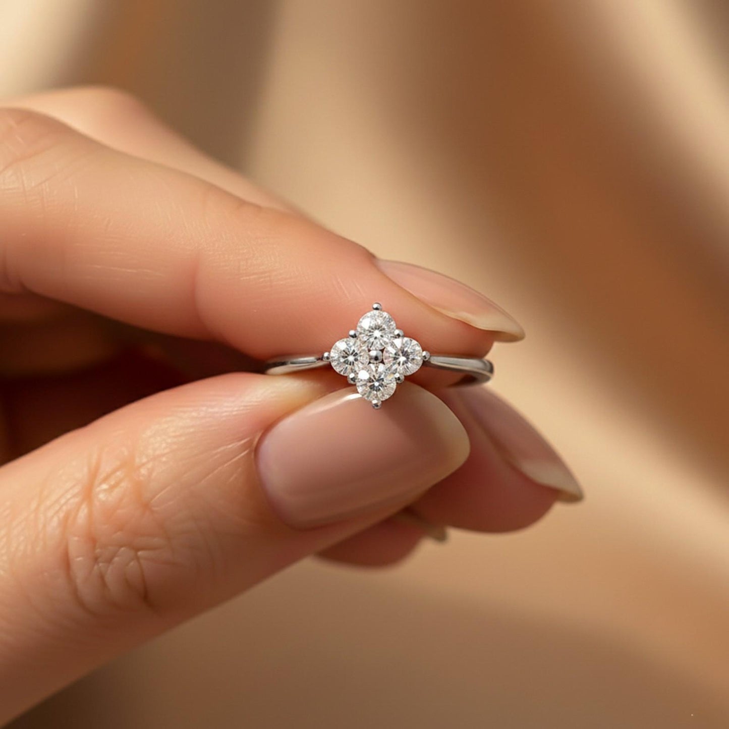 1Ctw Round Moissanite Humber Ring