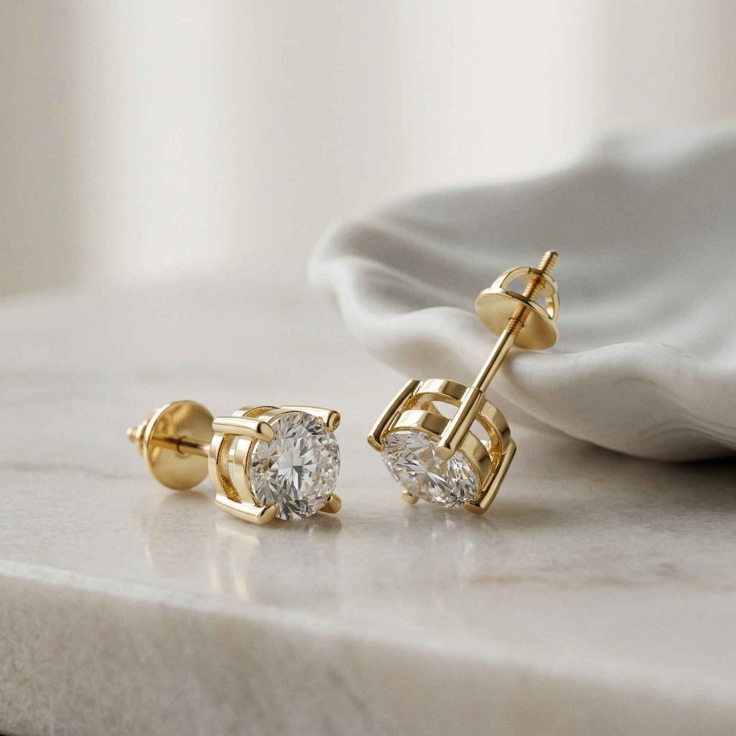 2.5Ct Moissanite Classic Solitaire Stud Earrings