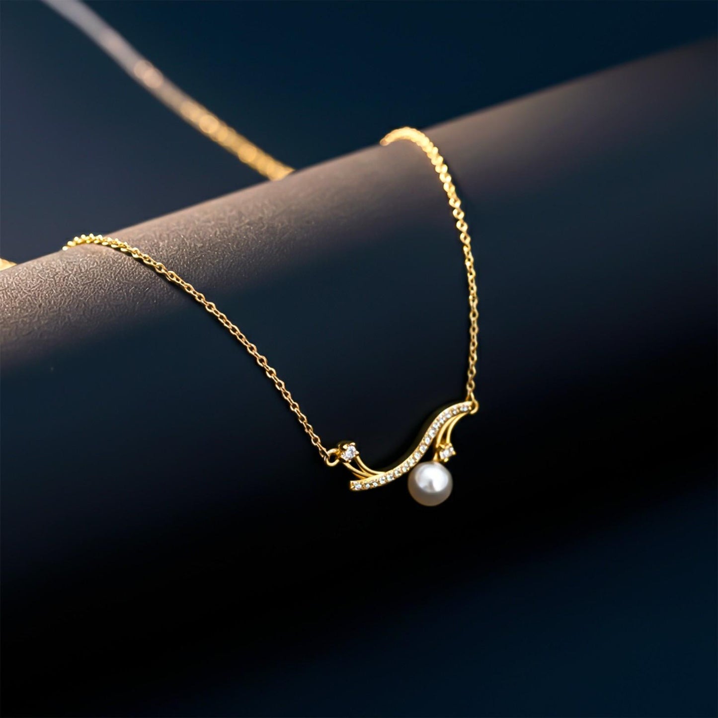 Golden Wave Pearl Necklace