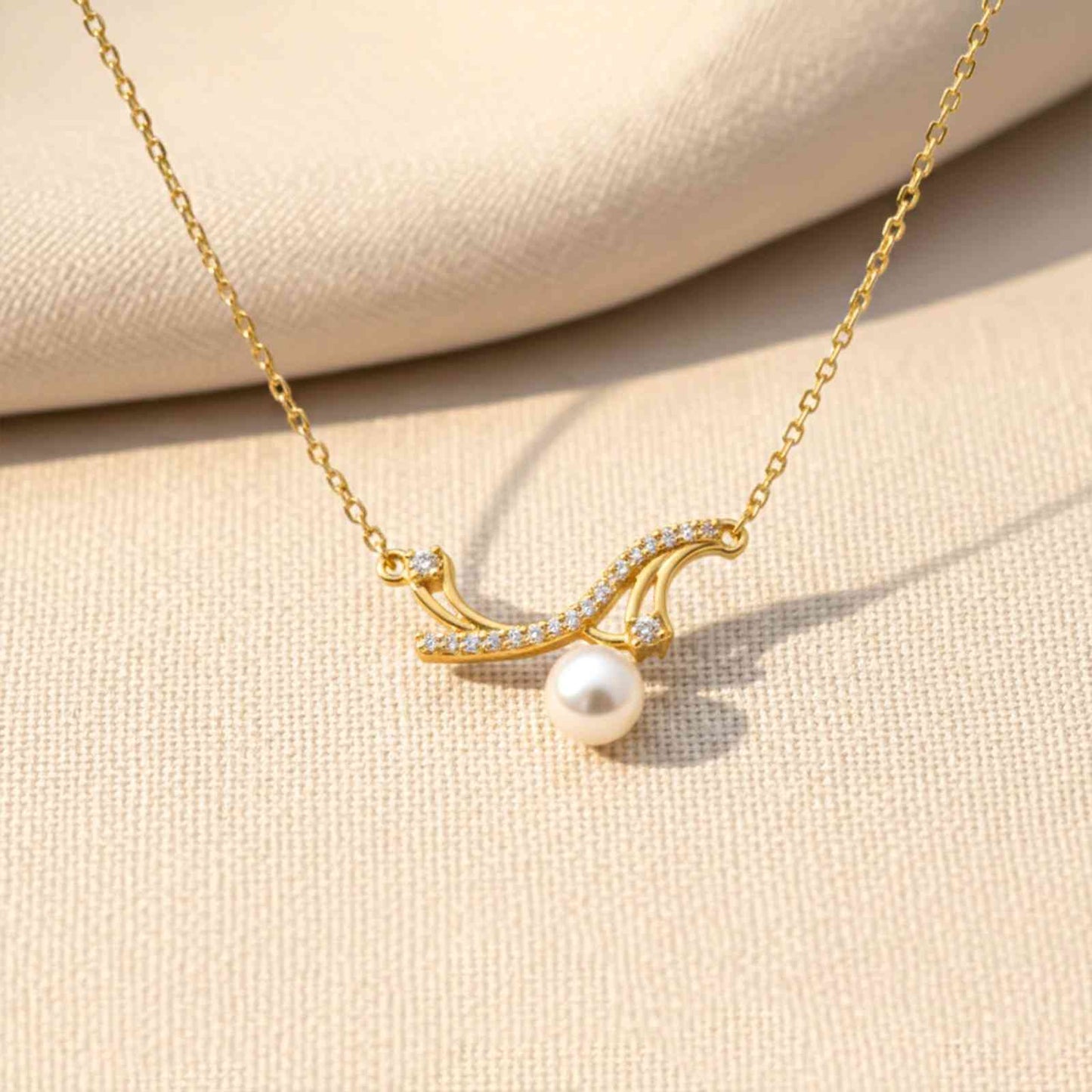Golden Wave Pearl Necklace