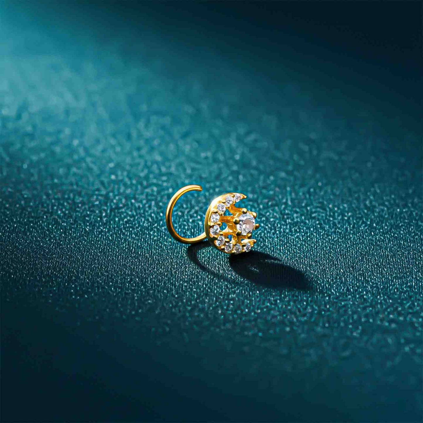 Swis Zircon Moon Style Nose Pin