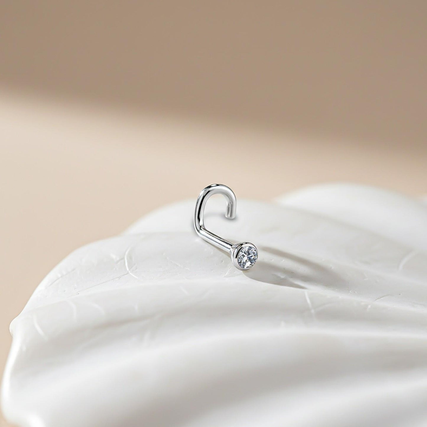 Silver Elegant Flush Bezel Silver Nose Ring (pack of 2)