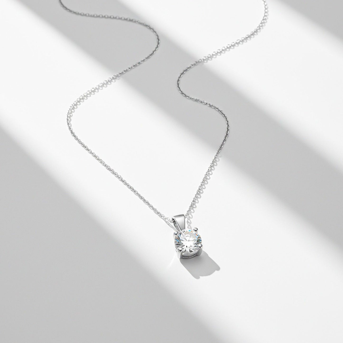 Silver Solitaire Round Pendant