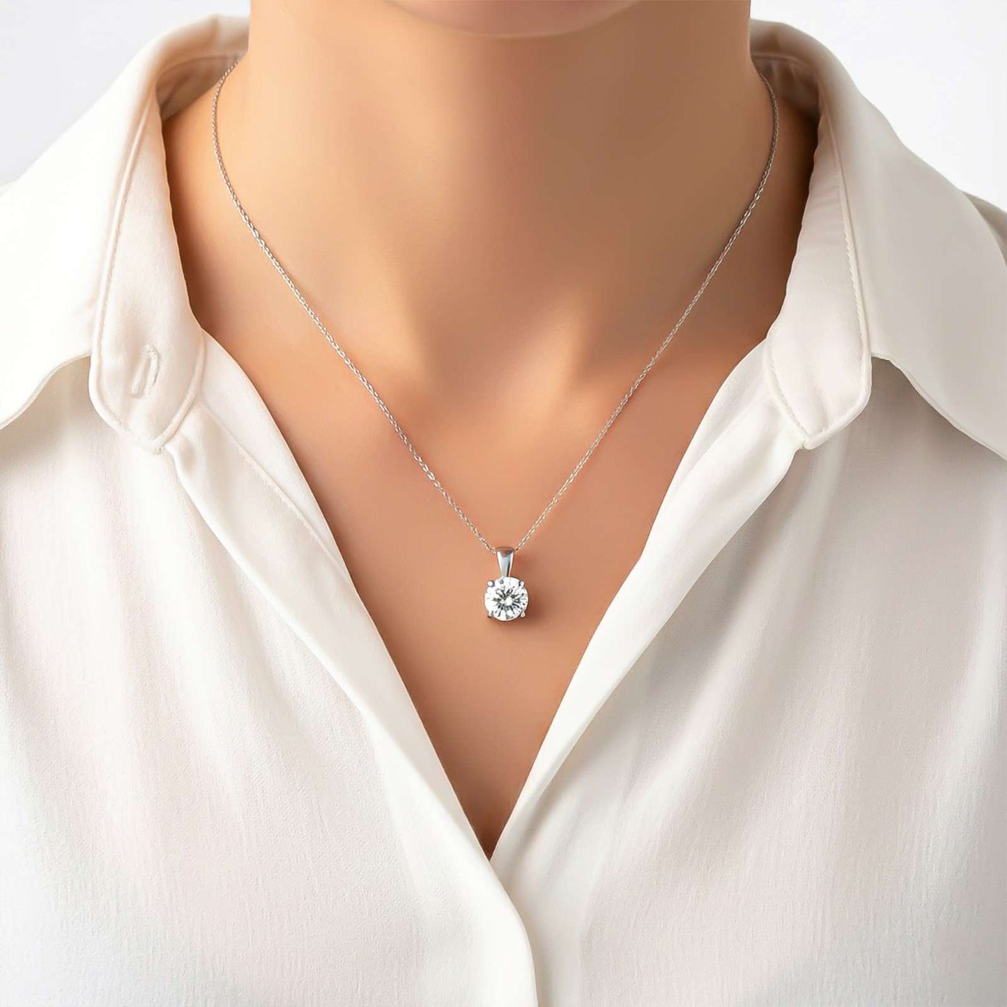 Silver Solitaire Round Pendant