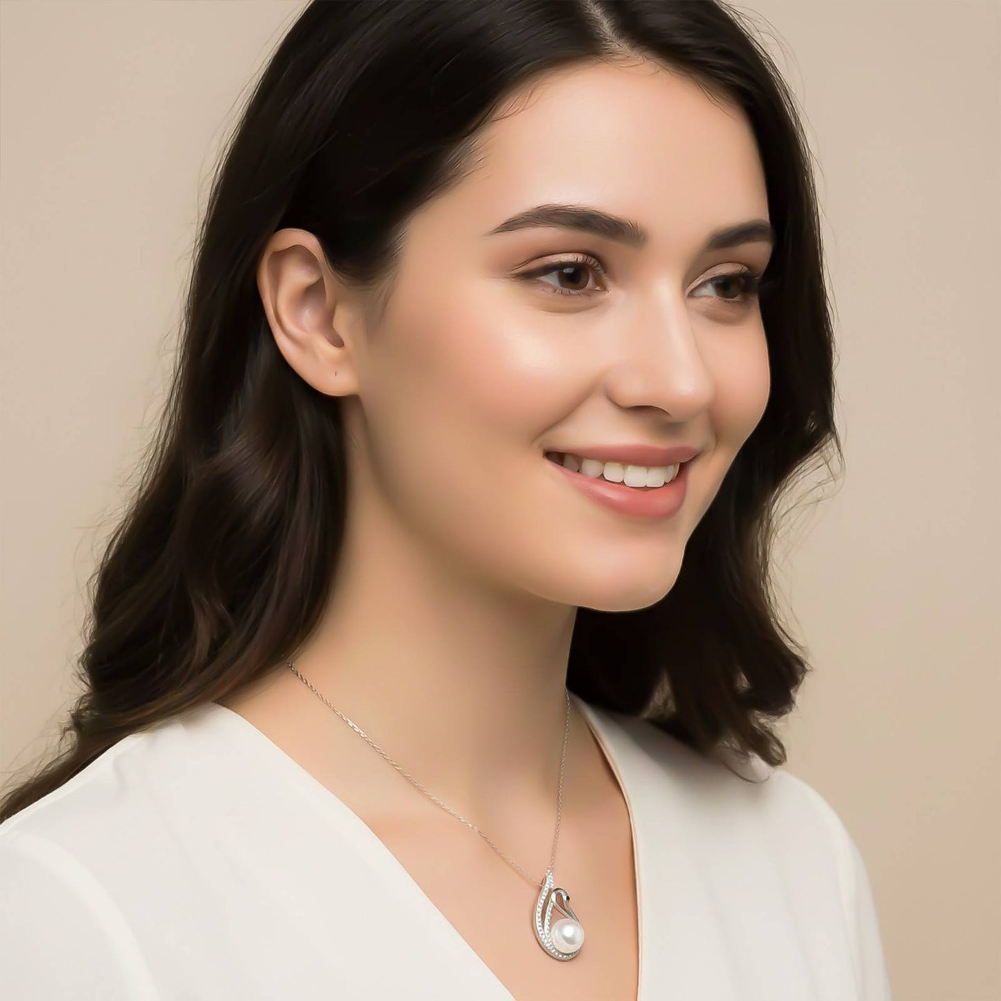 Silver Swan Pendant With Freshwater Pearl