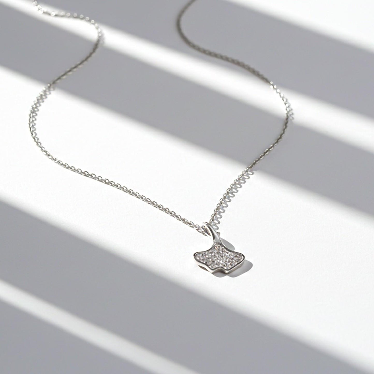 Silver Ginko Leaf Pendant With Chain