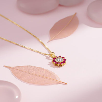 Golden Flory Penache Pendant