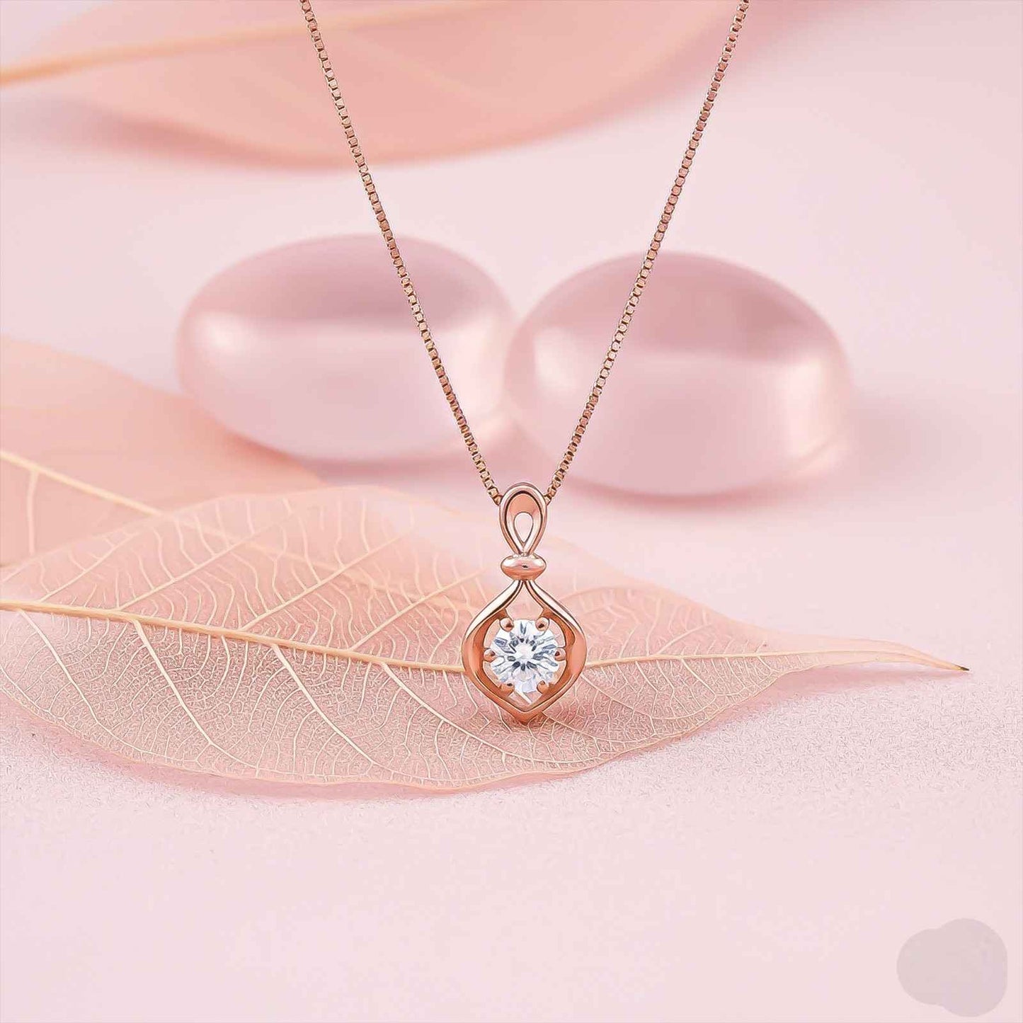 Rose Gold Winsey Dazzling Pendant