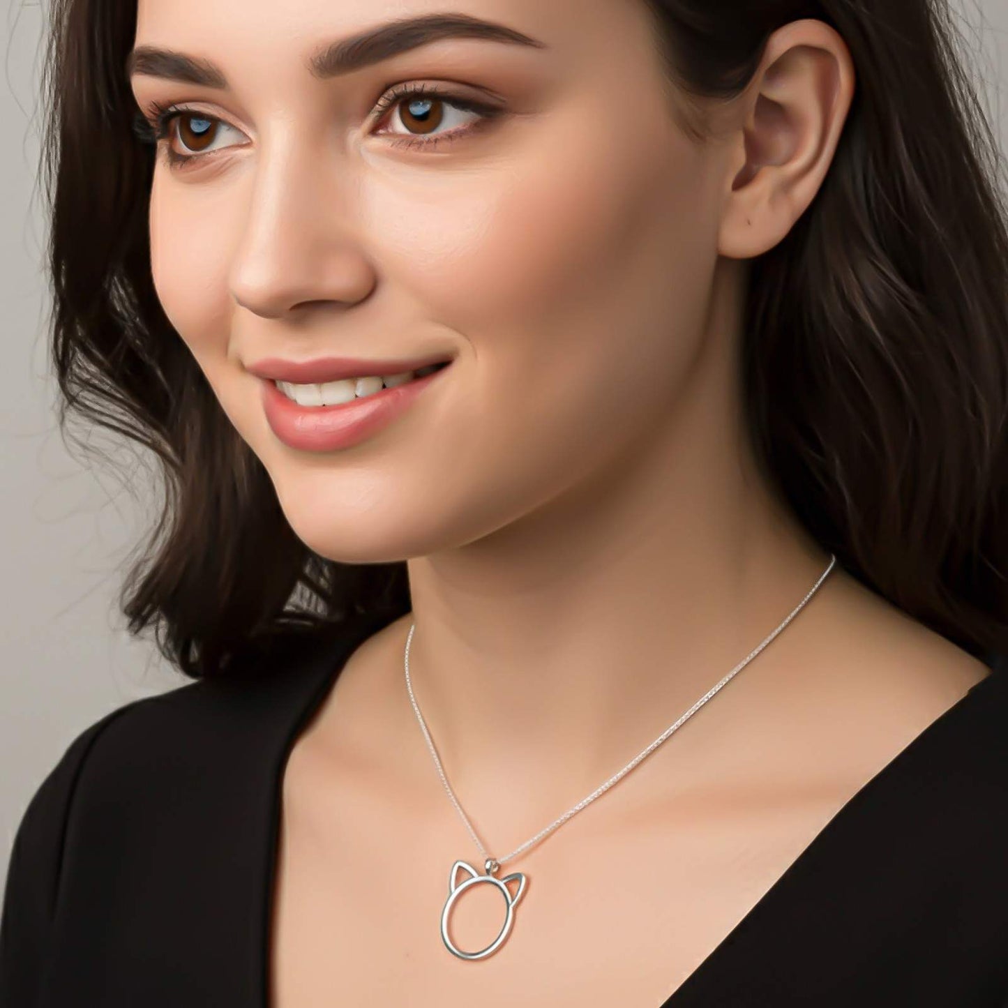 Silver Minimal Cat Ear Outline Pendant