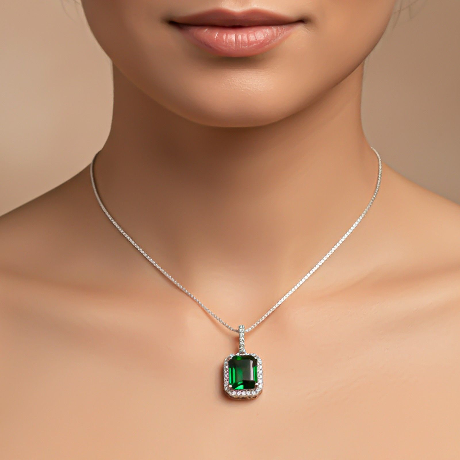 Silver Green Emerald Luxury Pendant