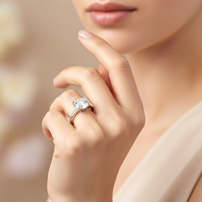 Silver Attracted Zircon Ring