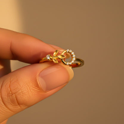 Silver Leaf Open Circle Ring