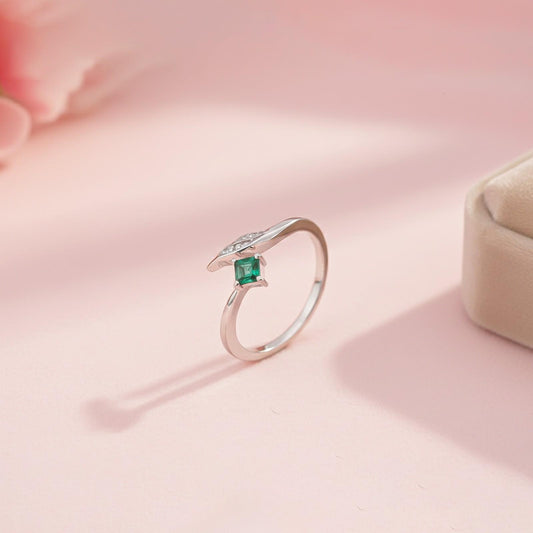 Silver Green Artistic Wings Ring