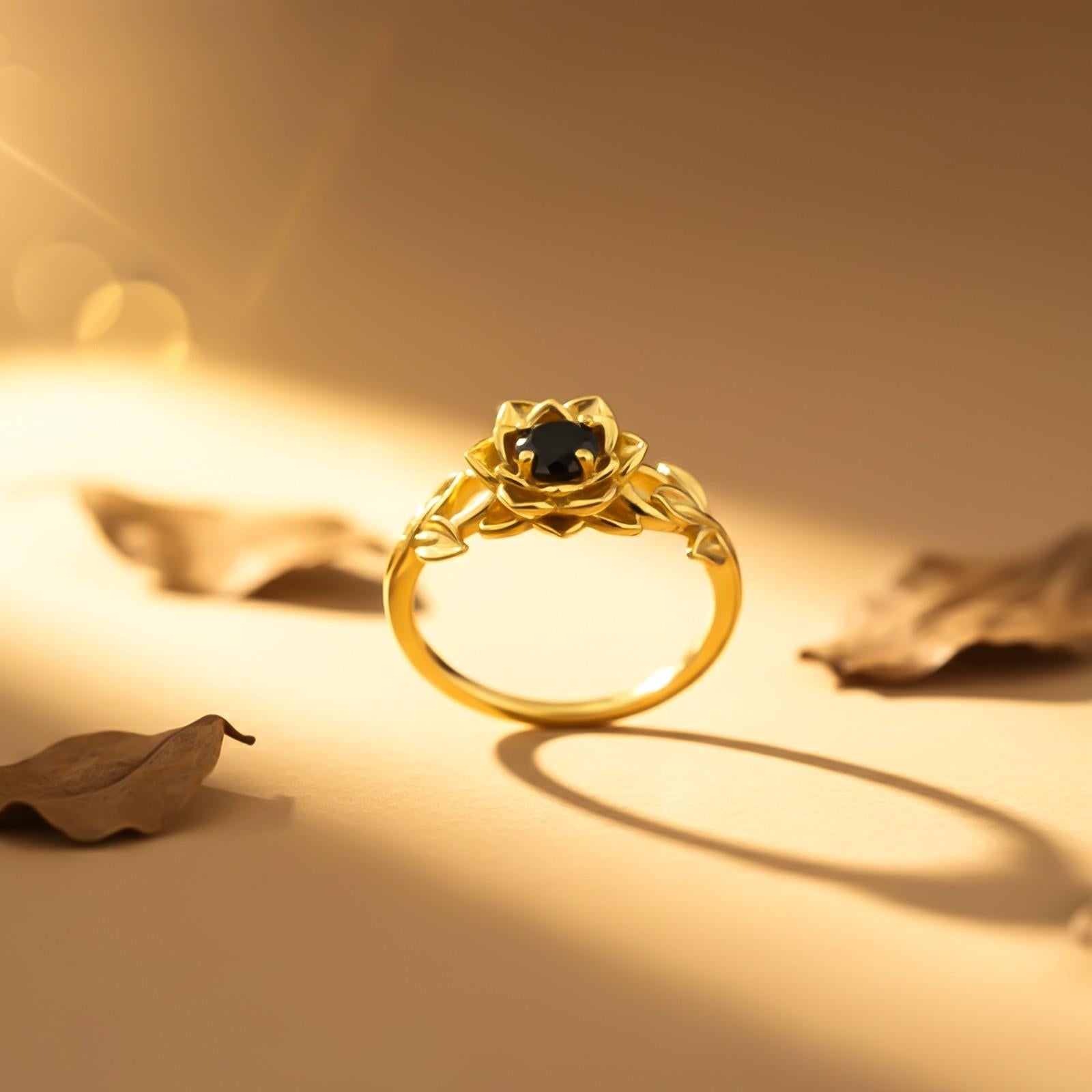 Silver Black Onyx Floral Vintage Ring